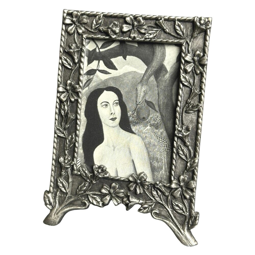 Vintage ornate art nouveau 2.5x3.5 silver picture frame floral relief rope trim